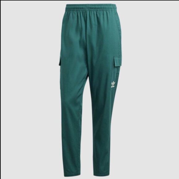 NWT Adidas Originals Woven Cargo Pants in Collegiate Green - Picture 1 of 6